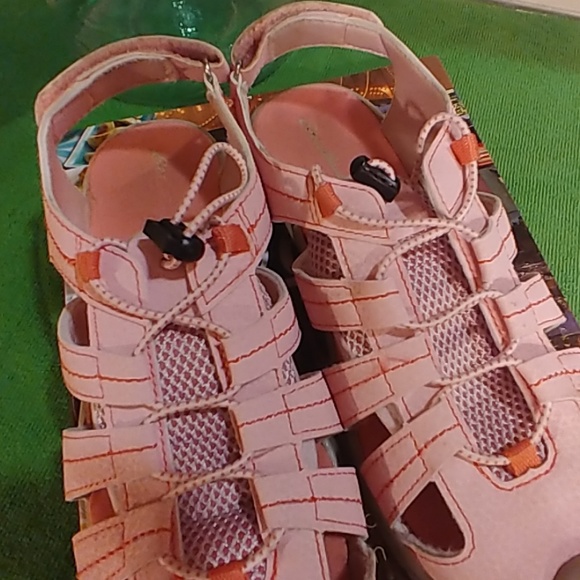 EDDIE BAUER SANDALS - Picture 4 of 7